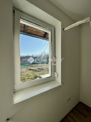 Eladó családi ház, Üllőn 76 M Ft, 4 szobás