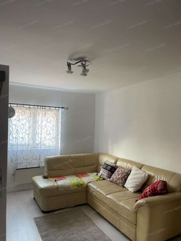 Eladó családi ház, Törökszentmiklóson 21.5 M Ft, 3 szobás