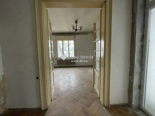 Eladó családi ház, Budapesten, XVIII. kerületben 49.9 M Ft