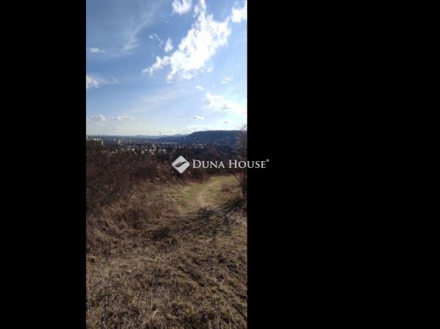 Eladó telek, Budapesten, III. kerületben 11.999 M Ft