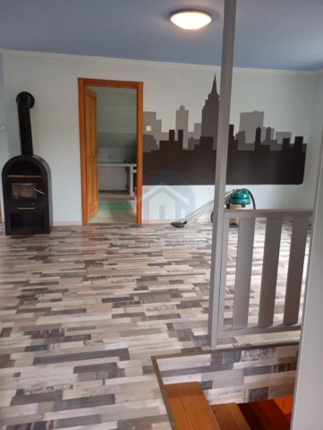 Eladó családi ház, Csepregen 66.9 M Ft, 6 szobás