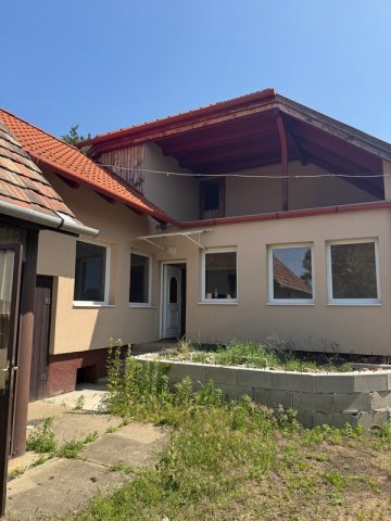 Eladó családi ház, Erdőkertesen 65 M Ft, 3 szobás