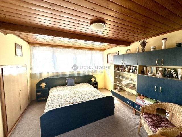 Eladó családi ház, Szentendrén 125 M Ft, 4 szobás