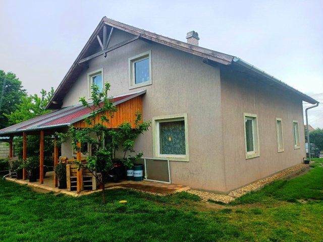 Eladó családi ház, Sárszentmihályon 67 M Ft, 4 szobás
