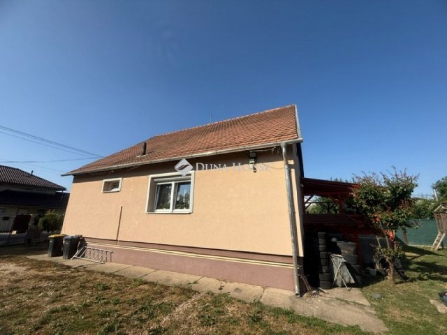 Eladó családi ház, Érden 124.9 M Ft, 5 szobás