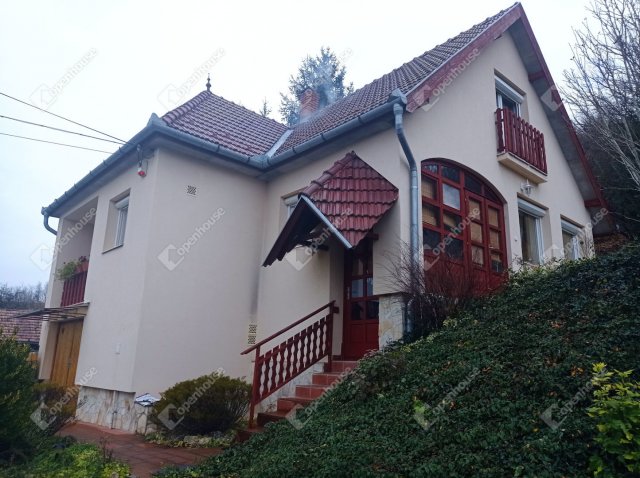 Eladó családi ház, Zalaegerszegen 48.99 M Ft, 3 szobás