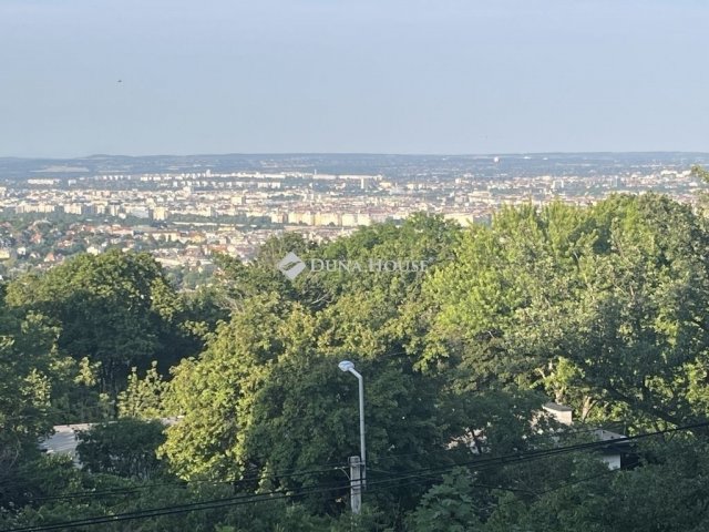 Eladó téglalakás, Budapesten, XII. kerületben 120 M Ft, 2 szobás