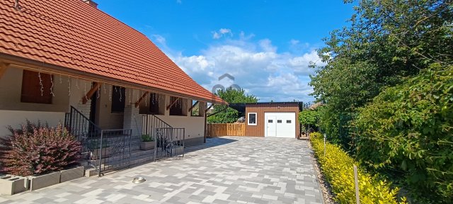 Eladó családi ház, Gyömrőn 109.9 M Ft, 3 szobás