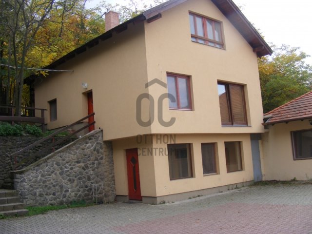 Eladó családi ház, Dunabogdányban 290 M Ft, 6 szobás