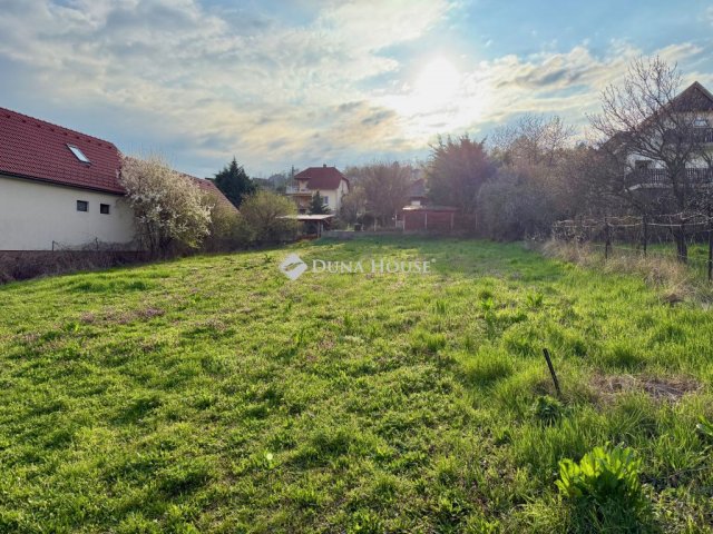 Eladó telek, Felsőörsön 79.9 M Ft / költözzbe.hu