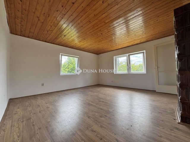 Eladó nyaraló, Zalakaroson 29.9 M Ft, 2 szobás