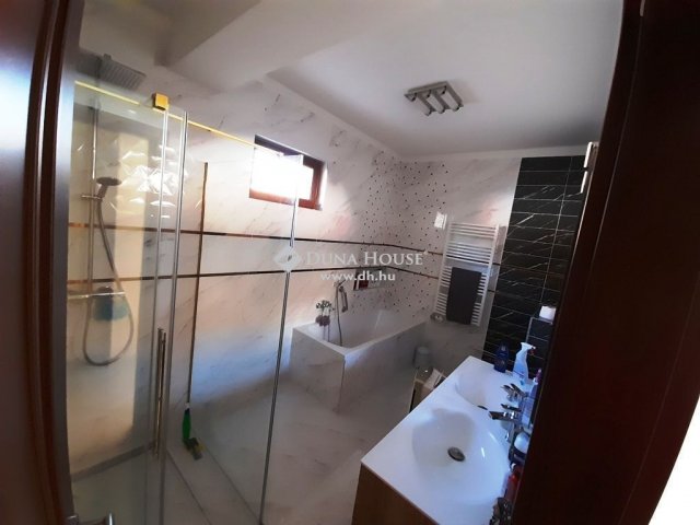 Eladó ikerház, Gödöllőn 94.5 M Ft, 4 szobás