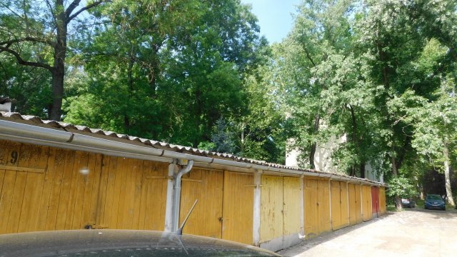 Eladó garázs, Szegeden, Fésű utcában 7.85 M Ft