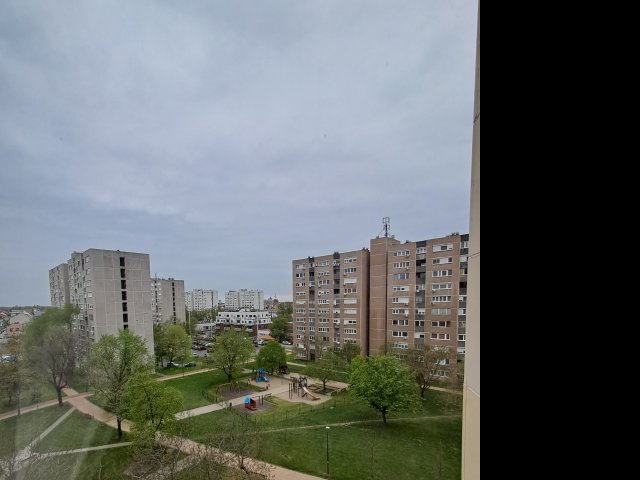 Eladó panellakás, Szolnokon 38.9 M Ft, 2 szobás
