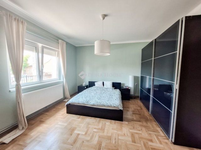 Eladó családi ház, Vecsésen 78 M Ft, 3 szobás