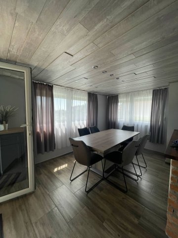Eladó családi ház, Balatonalmádiban 225 M Ft, 6 szobás