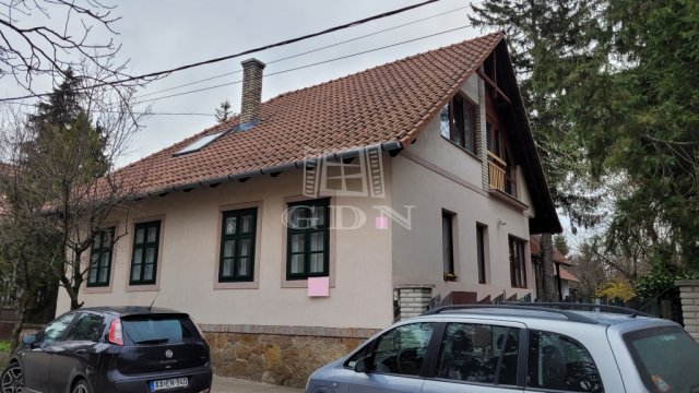 Eladó családi ház, Nagykovácsiban 176 M Ft, 15 szobás