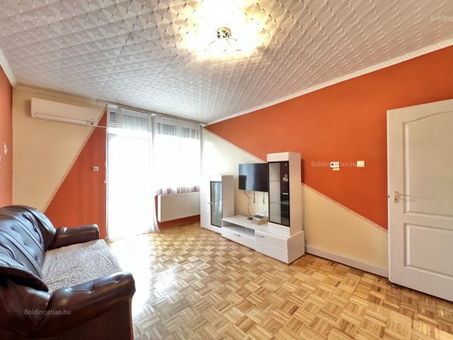 Kiadó téglalakás, albérlet, Kaposváron 140 E Ft / hó, 2 szobás