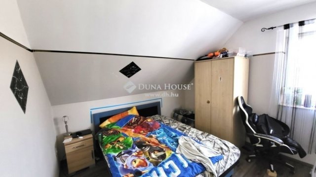 Eladó családi ház, Érden 109 M Ft, 7 szobás