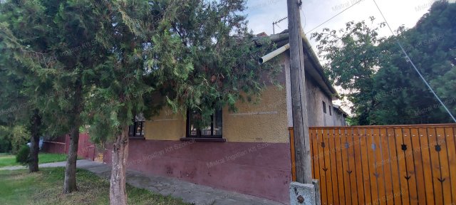 Eladó családi ház, Törökszentmiklóson 21.8 M Ft, 3 szobás