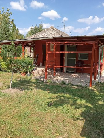 Eladó családi ház, Dömsödön 21.7 M Ft, 1 szobás