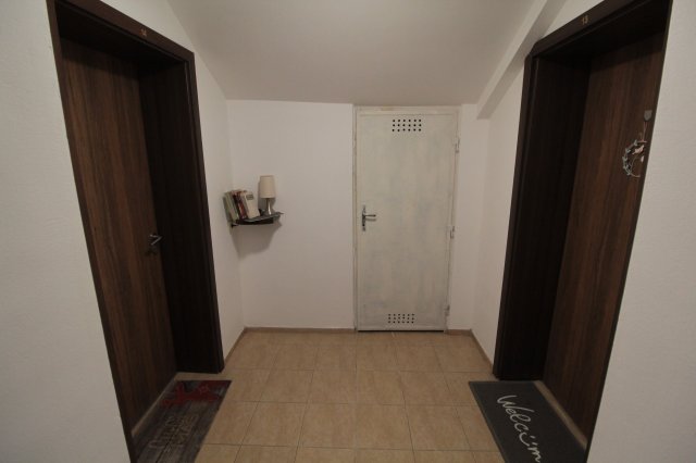 Eladó téglalakás, Várpalotán 35 M Ft, 3 szobás