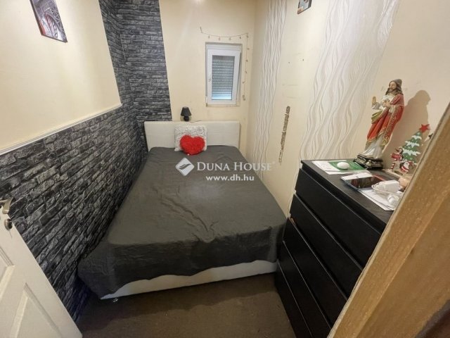 Eladó családi ház, Homokkomáromon 15.9 M Ft