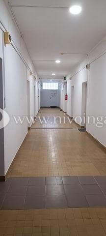 Kiadó üzlethelyiség, Veszprémben 110 E Ft / hó, 1+1 szobás