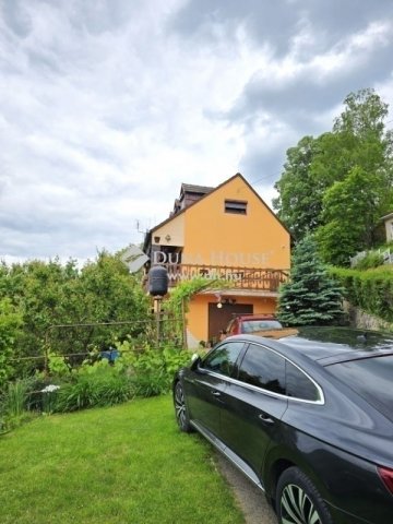 Eladó családi ház, Orfűn 49.99 M Ft, 3 szobás