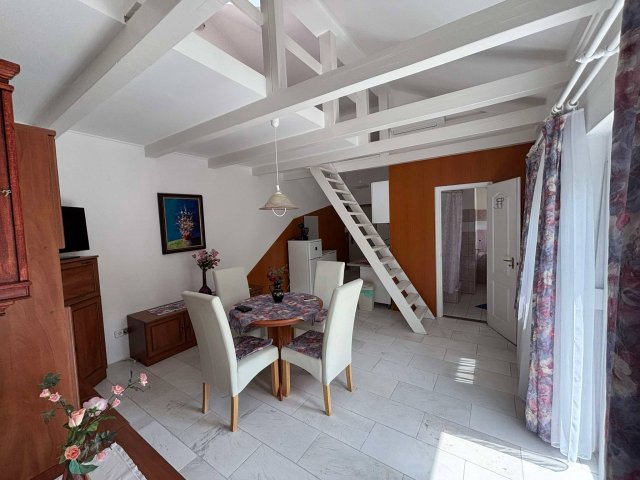 Eladó téglalakás, Zamárdiban 78.5 M Ft, 1+2 szobás