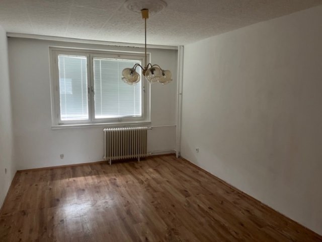 Kiadó panellakás, albérlet, Miskolcon 100 E Ft / hó, 2 szobás
