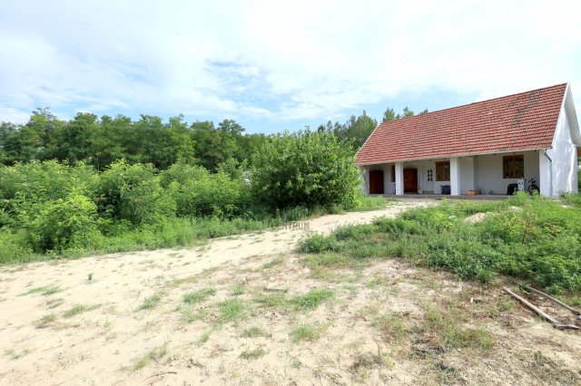 Eladó mezogazdasagi ingatlan, Kecskeméten 28 M Ft, 2 szobás