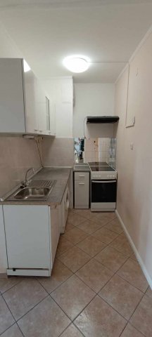 Kiadó panellakás, albérlet, Debrecenben 140 E Ft / hó