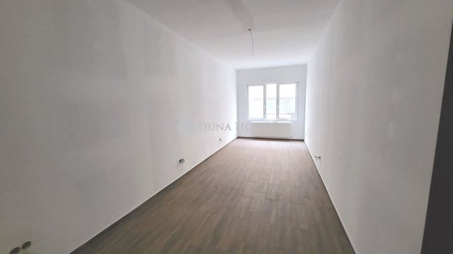 Kiadó üzlethelyiség, Érden 160 E Ft / hó / költözzbe.hu