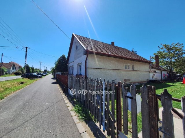 Eladó családi ház, Körösladányban 21.5 M Ft, 3 szobás