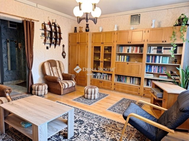 Eladó családi ház, Kecskeméten 116 M Ft, 7 szobás