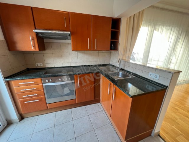 Kiadó iroda, Budapesten, II. kerületben 340 E Ft / hó, 2 szobás