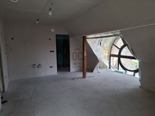 Eladó téglalakás, Siófokon 44.9 M Ft, 1 szobás