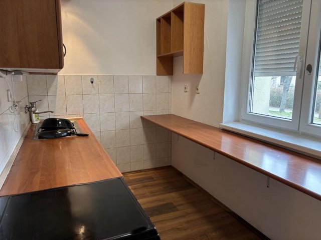 Kiadó téglalakás, albérlet, Mosonmagyaróváron 150 E Ft / hó