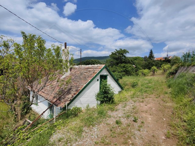 Eladó telek, Pécsett 19.5 M Ft / költözzbe.hu