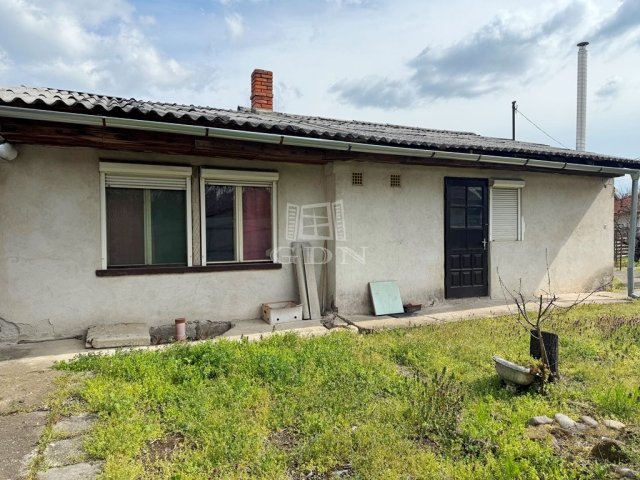 Eladó telek, Szigetszentmiklóson 45 M Ft, 2+3 szobás