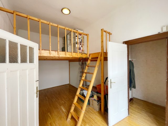 Eladó téglalakás, Budapesten, VI. kerületben 90 M Ft, 3 szobás