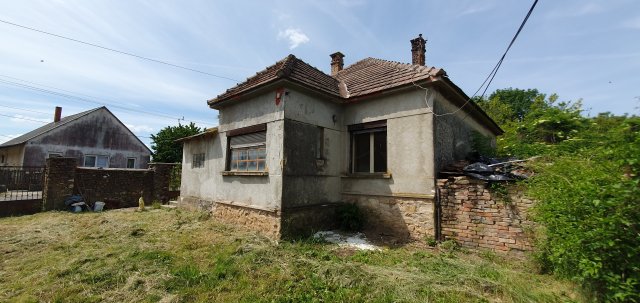 Eladó családi ház, Csabrendeken 4.9 M Ft, 2 szobás