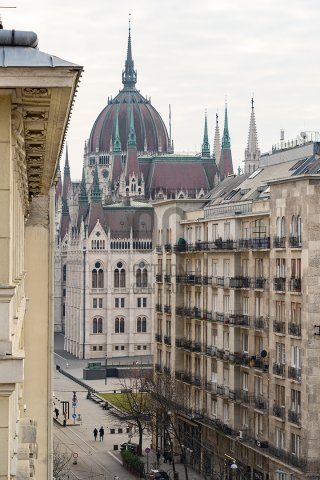 Eladó téglalakás, Budapesten, V. kerületben 250 M Ft, 2 szobás