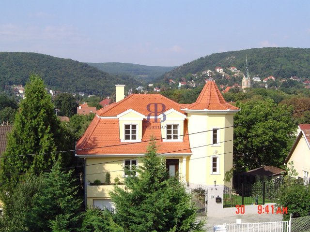 Eladó családi ház, Budapesten, II. kerületben 449 M Ft, 5 szobás