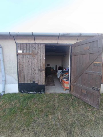 Eladó garázs, Oroszlányban 3.99 M Ft, 1 szobás