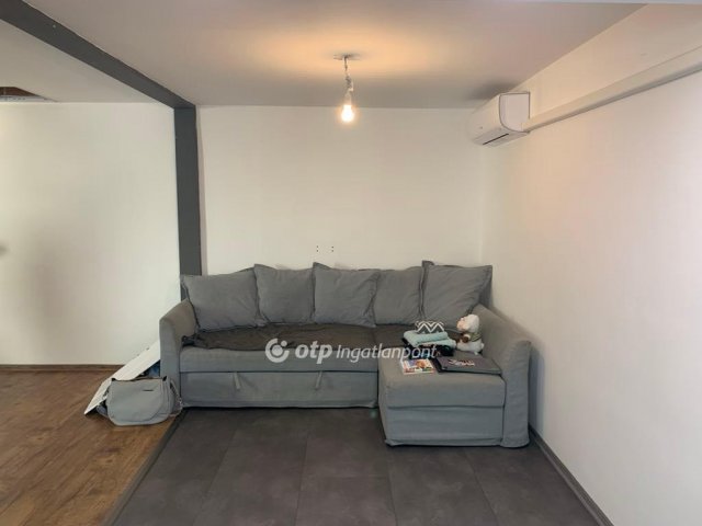 Eladó családi ház, Budapesten, XX. kerületben 42 M Ft