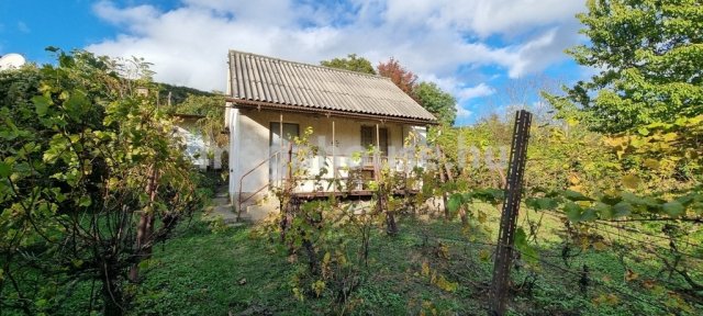 Eladó nyaraló, Budaörsön 29.9 M Ft, 1 szobás