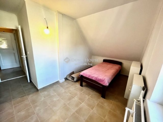 Eladó családi ház, Kecskeméten 134.99 M Ft, 7 szobás
