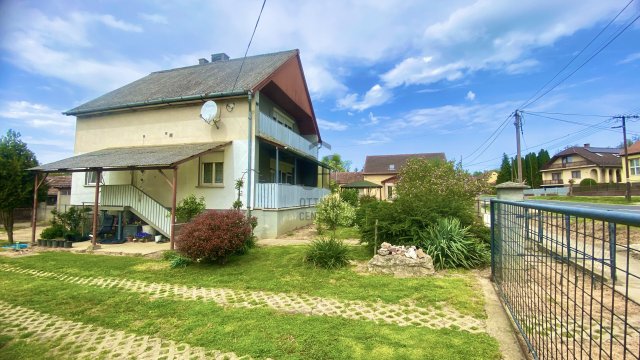 Eladó családi ház, Baktüttösön 39.9 M Ft, 5 szobás